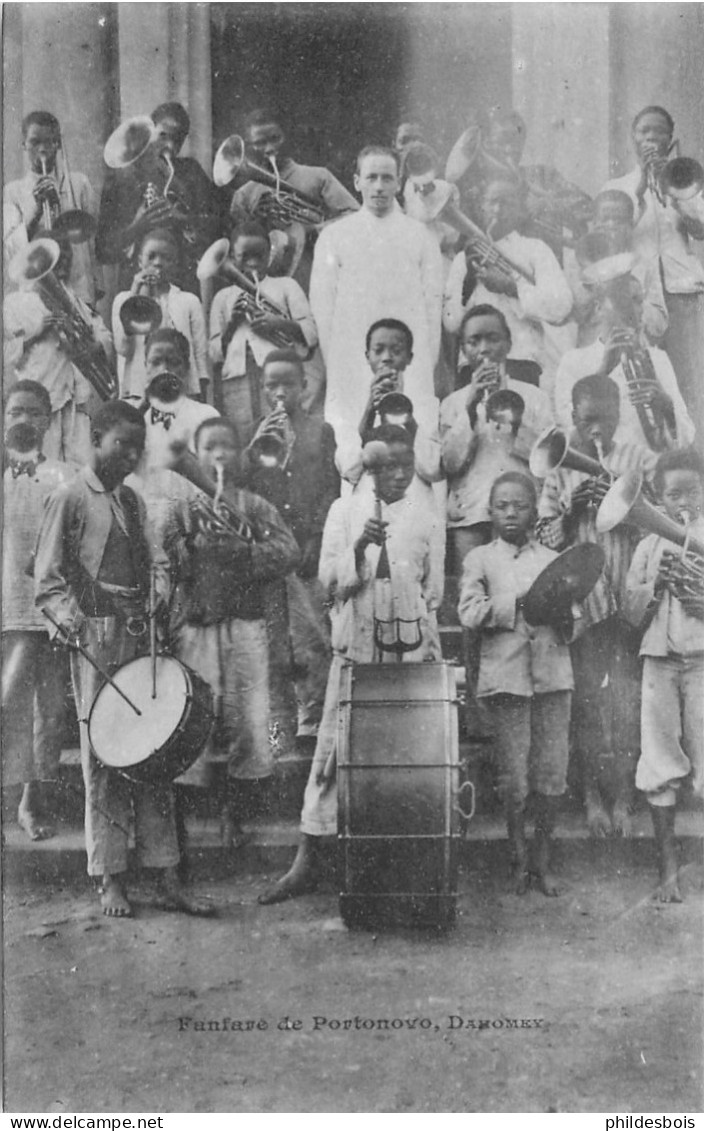 DAHOMEY  Fanfare De PORTONOVO - Dahomey