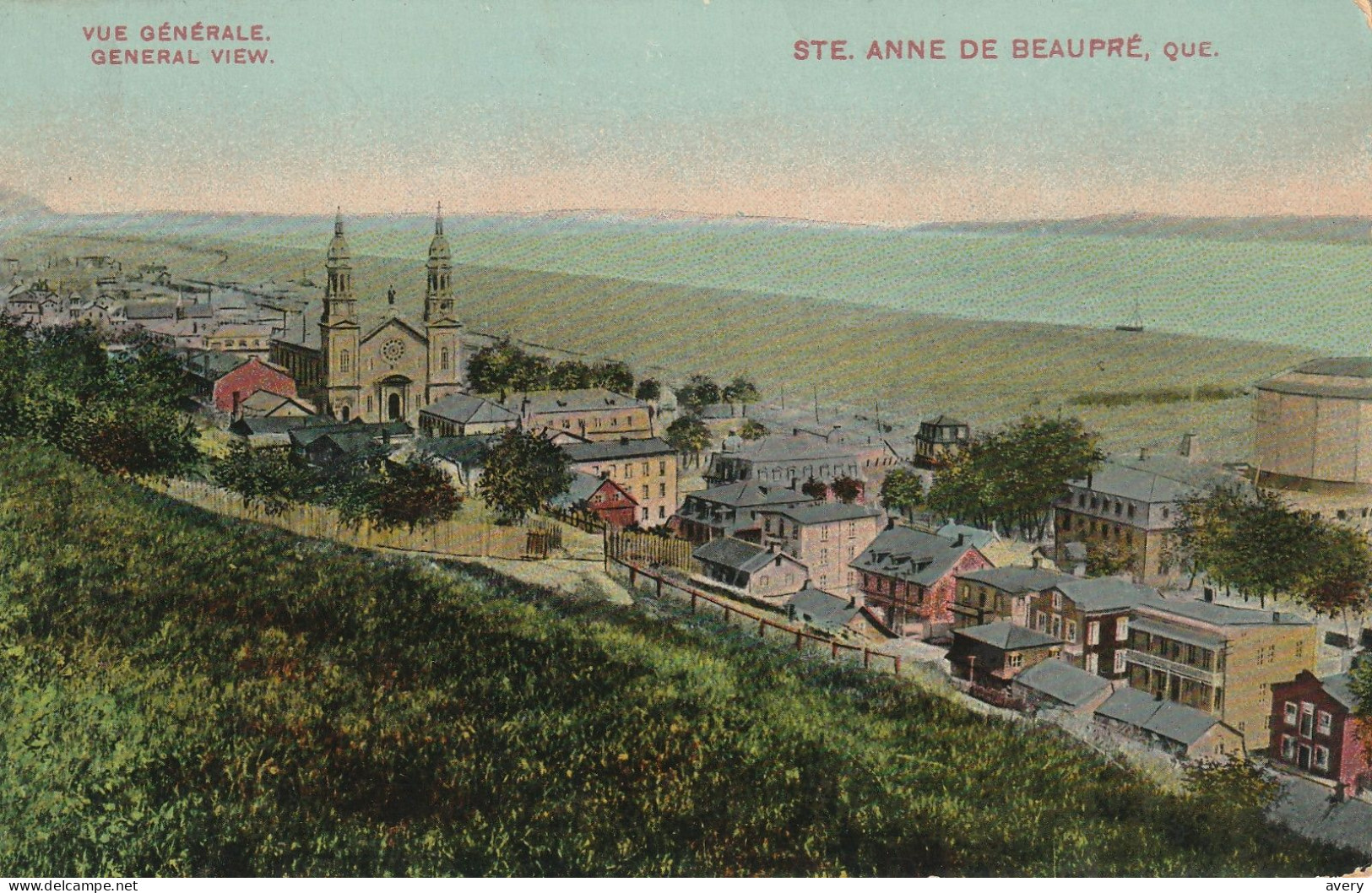 Ste. Anne De Beaupre, Quebec  Vue Generale  General View - Ste. Anne De Beaupré