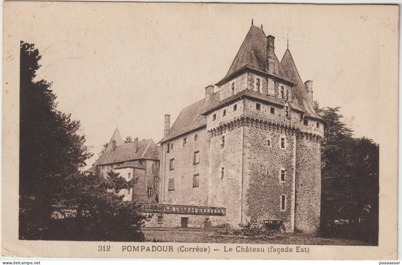 POMPADOUR  LE CHATEAU FACADE EST - Arnac Pompadour