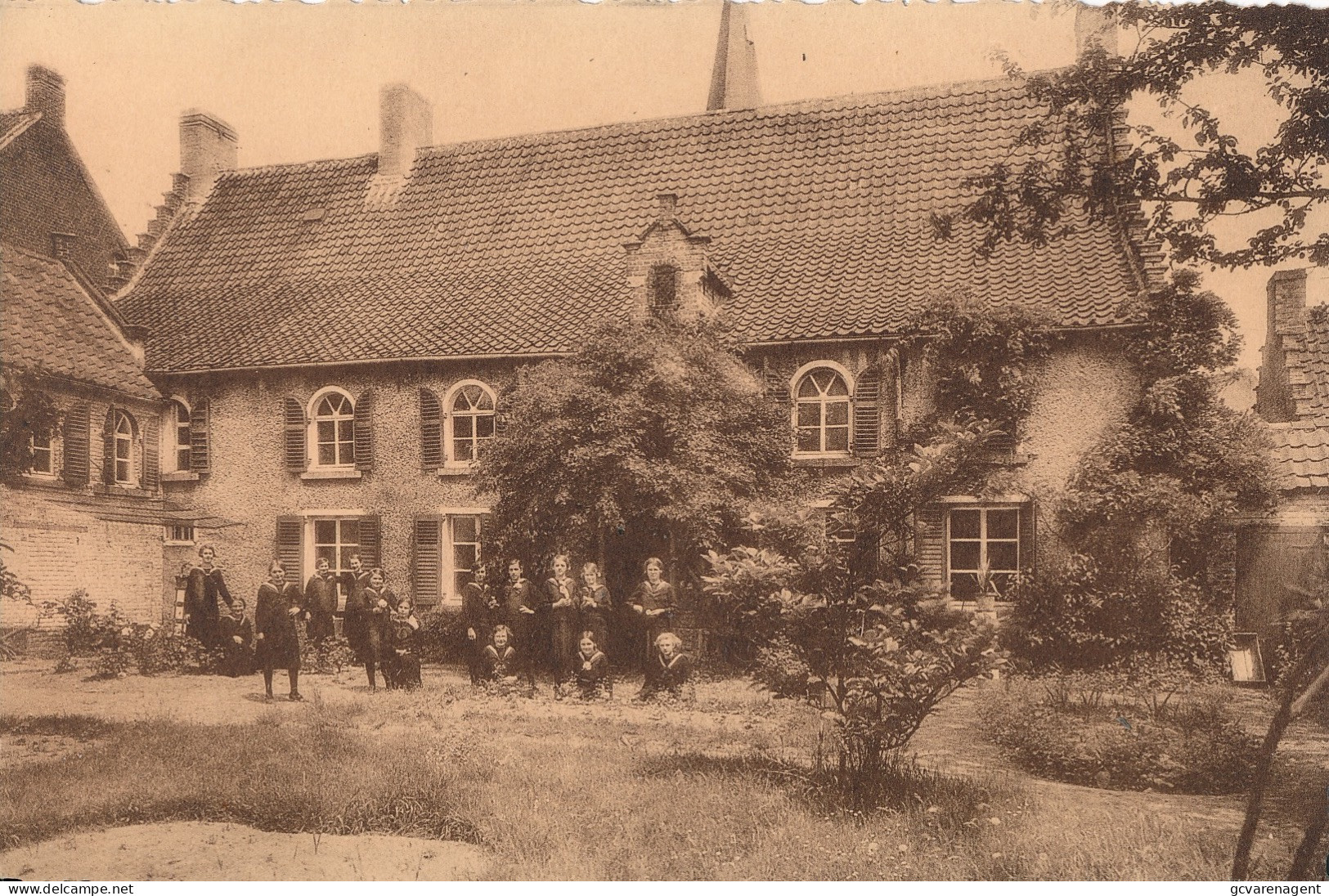 POEKE  KOSTSCHOOL DER ZUSTERS VAN DE H.VINCENTIUS    OUD VLAAMSCH HUIS          2 SCANS - Aalter