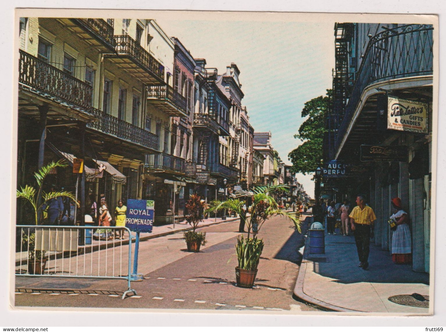 AK 197789 USA - Louisiana - New Orleans - French Quarter - Royal Street Promenade - New Orleans