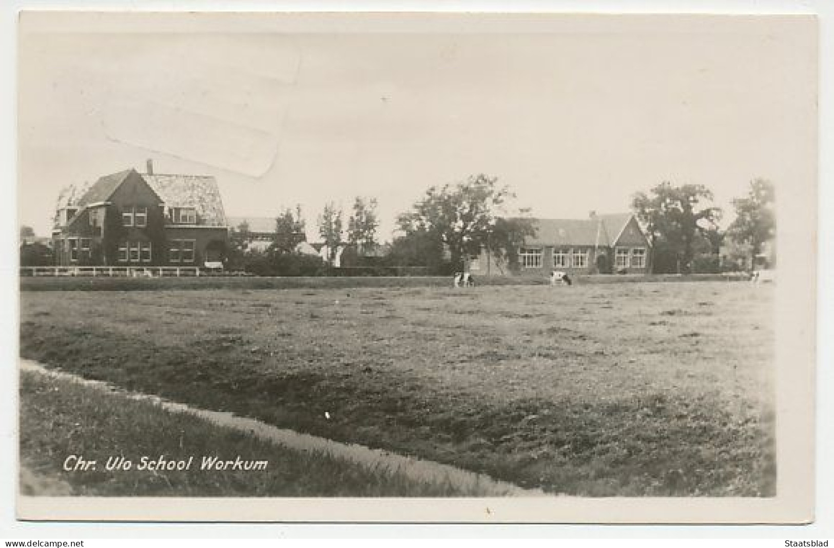 08- Prentbriefkaart Workum 1943 - School - Treinblokstempel - Workum