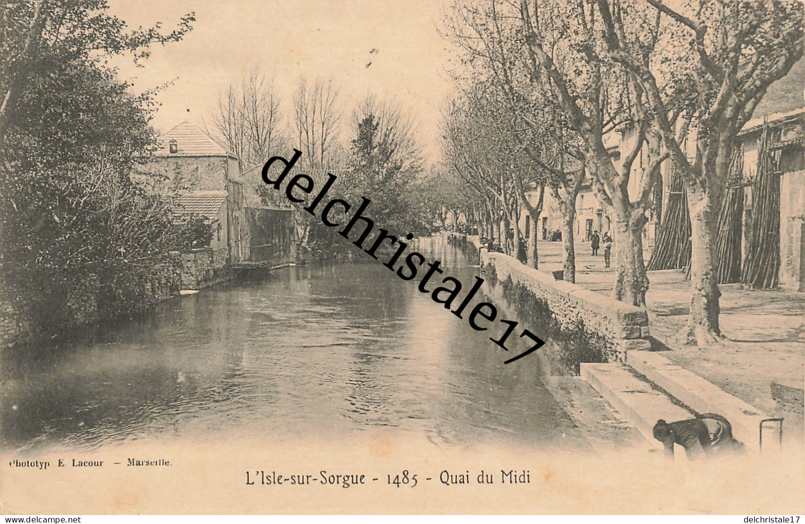 CPA 84 0116 L'Isle-sur-SORGUE - Quai Du Midi - Animée Lavandière Au Premier Plan - écrite Et Circulée - L'Isle Sur Sorgue