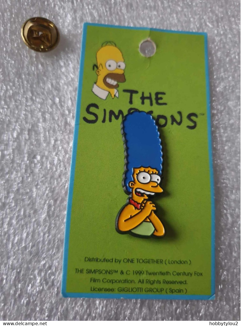 Pin's The Simpson's - One Together London 1999 (pin's Non époxy, Sur Carton Vert) - Cinéma