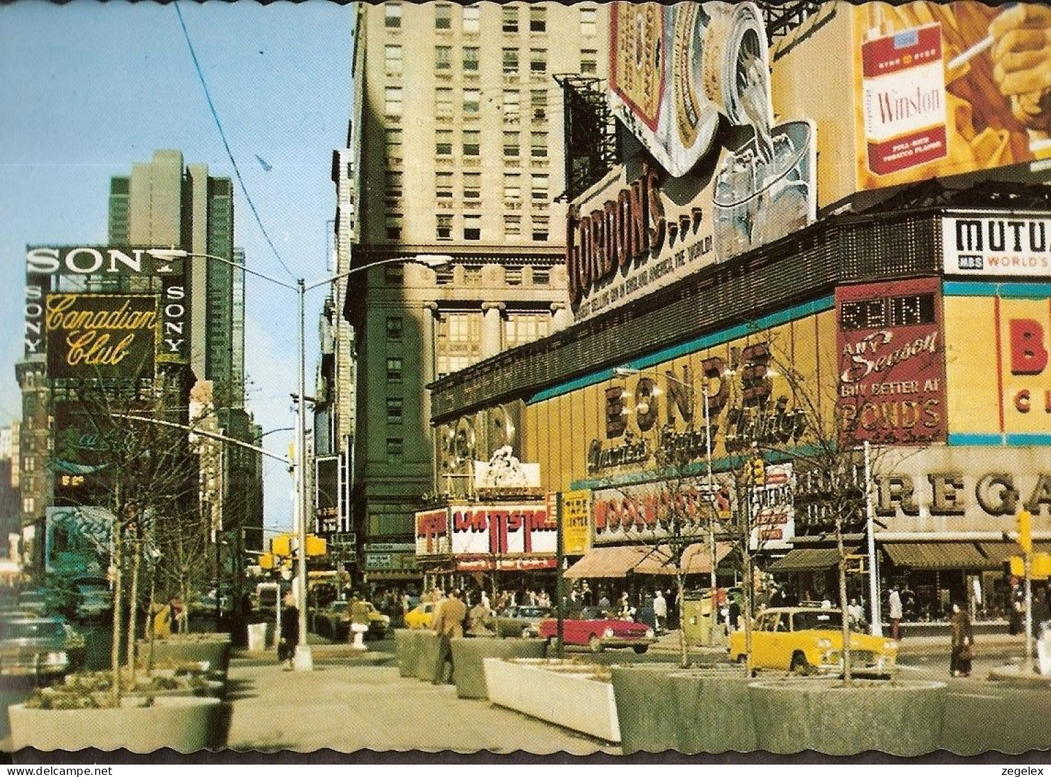 New York City - Times Square - Vintage Cars - Time Square