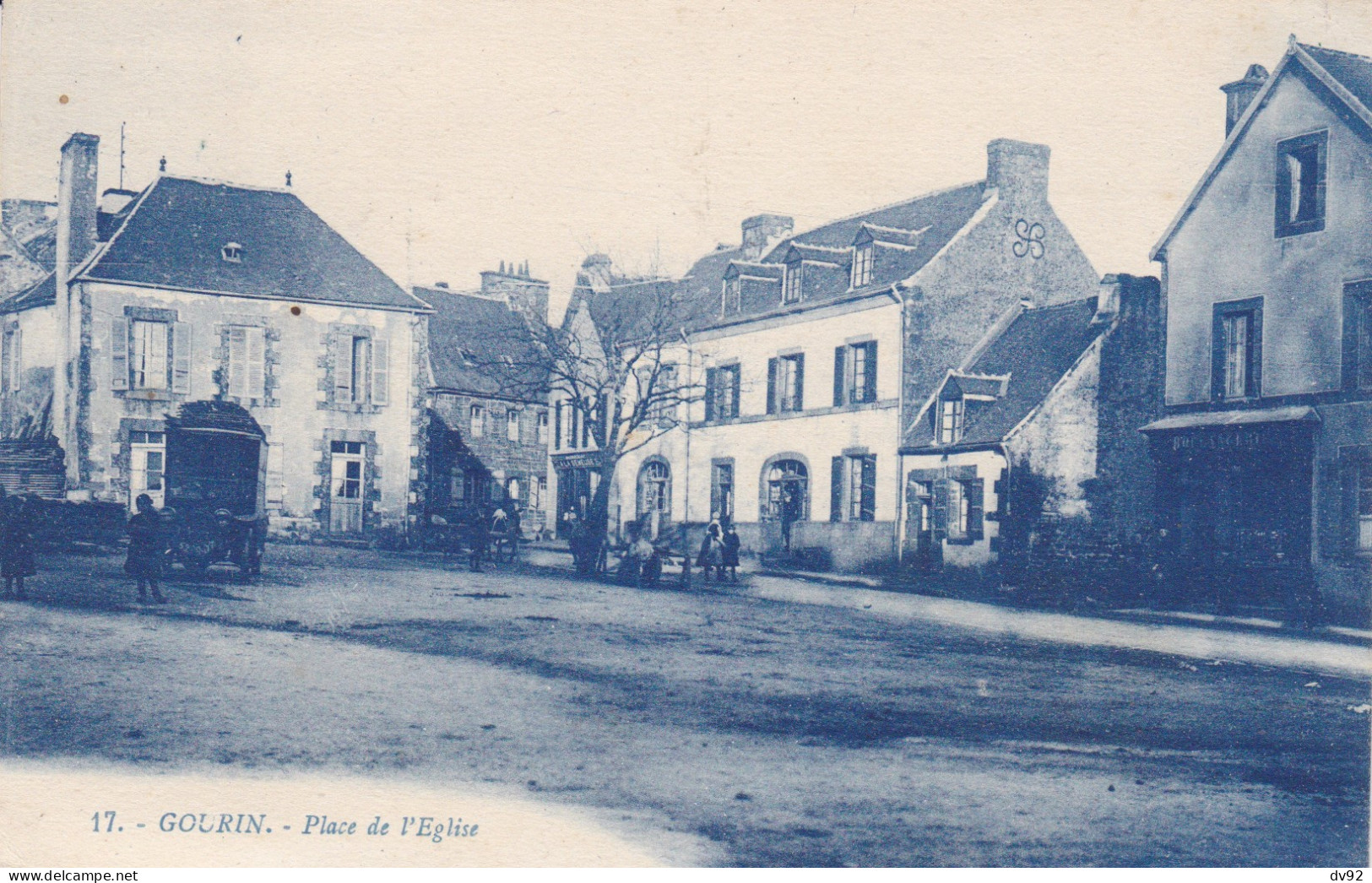 MORBIHAN GOURIN PLACE DE L EGLISE - Gourin