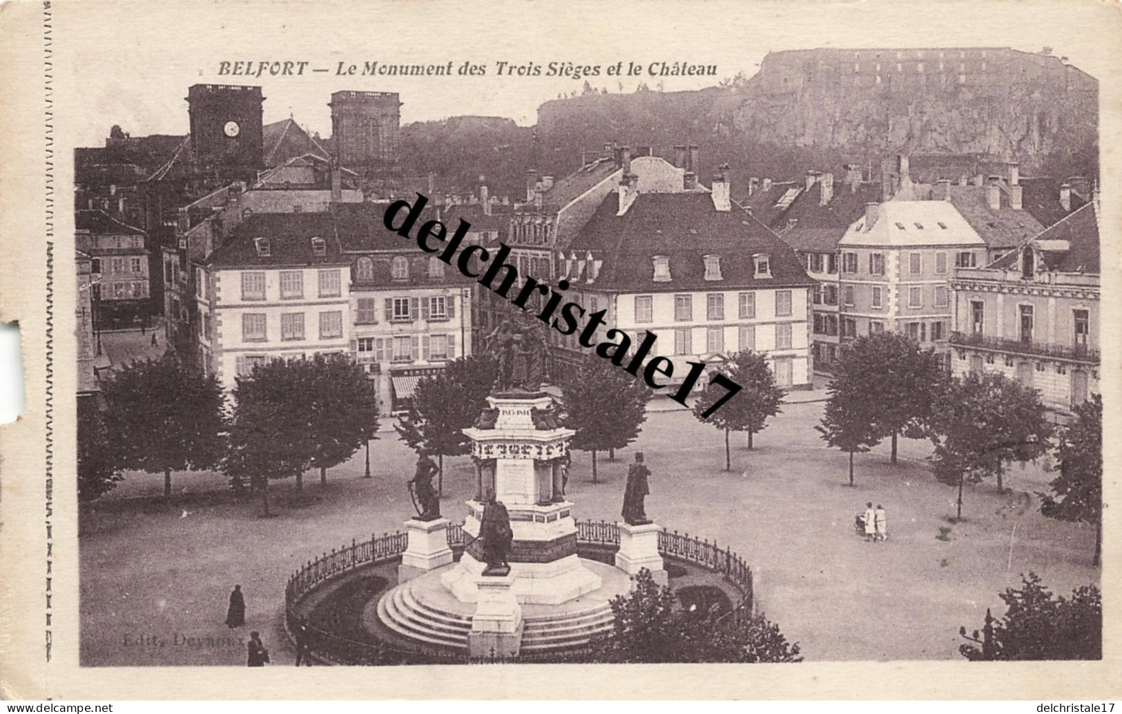 CPA 90 0012 BELFORT - Le Monument Des Trois Sièges Et Le Château - Animée - écrite Et Circulée - Belfort – Siège De Belfort