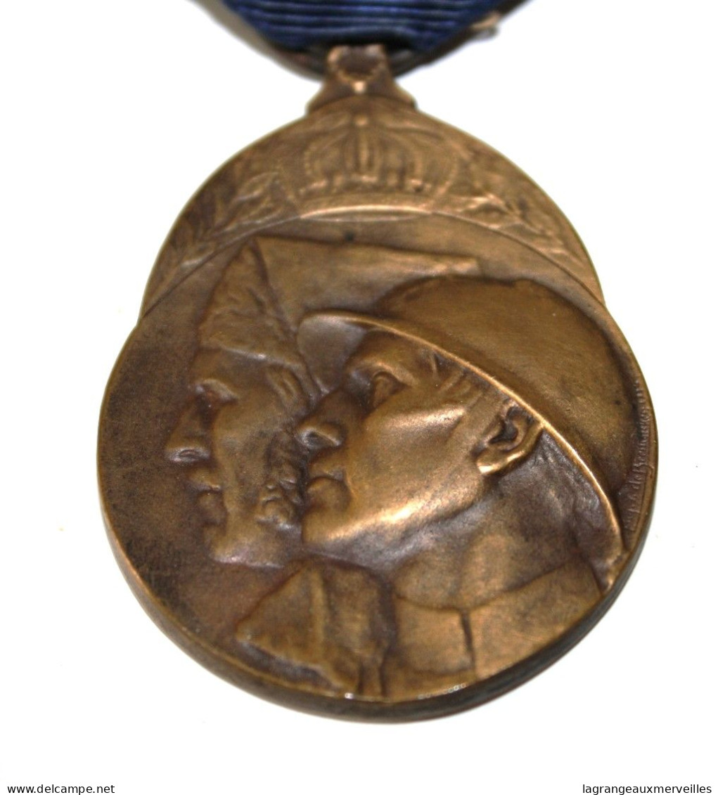 C23 Voluntariis Patria Memor 14-18  - Médaille  - Militaria - Décoration - Belgique