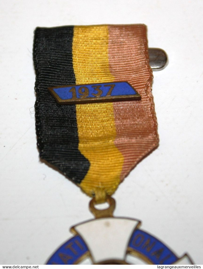 C23 Médaille Belge DeNotre Dame De Lourdes- 1937  - Militaria - Décoration - Belgio