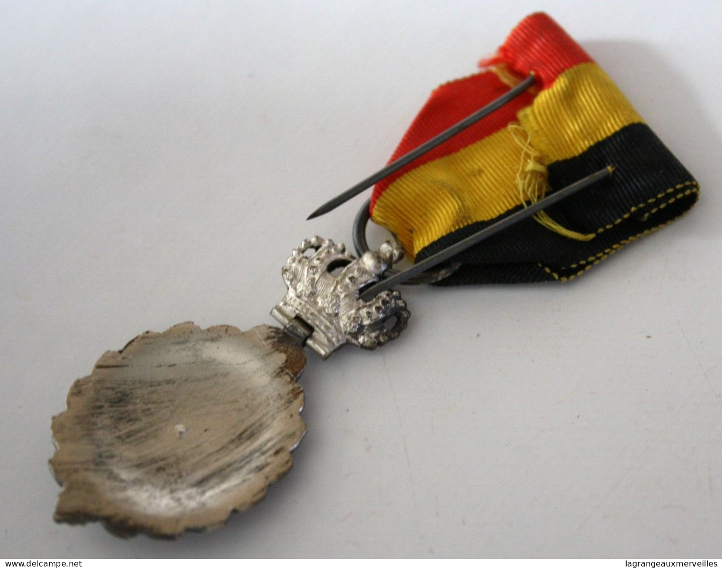 C23 Médaille Travail De L'industrie De 2 Er Classe - Militaria - Décoration - België