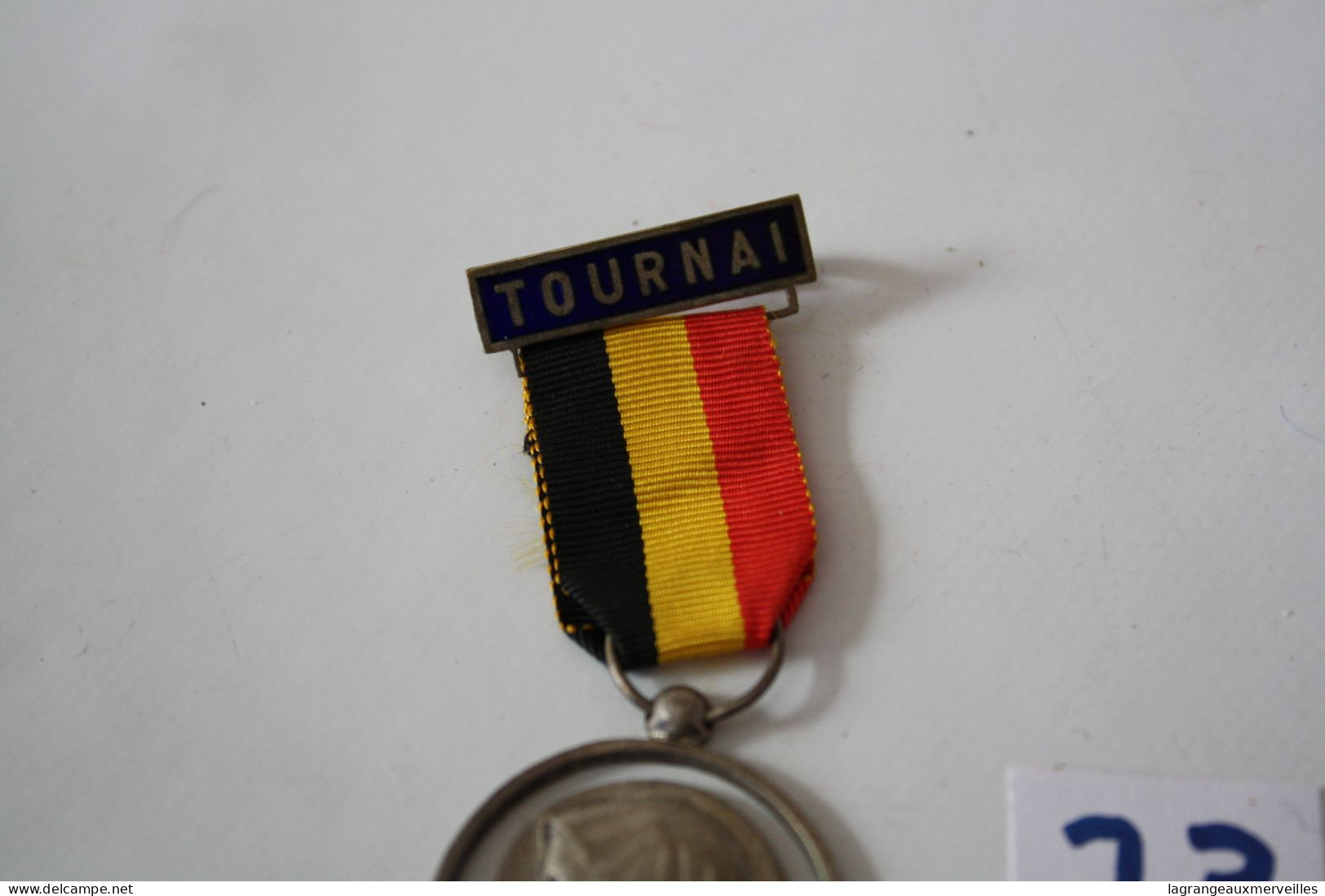 C23 Médaille Pèlerinage - Tournai - Tournay - émaillé - Belgium