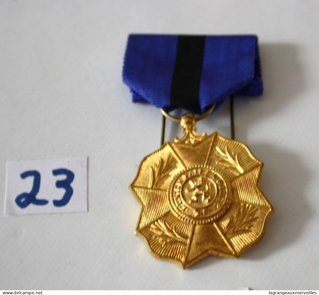 C23 Médaille D'or De L'ordre De Leopold 2 - België