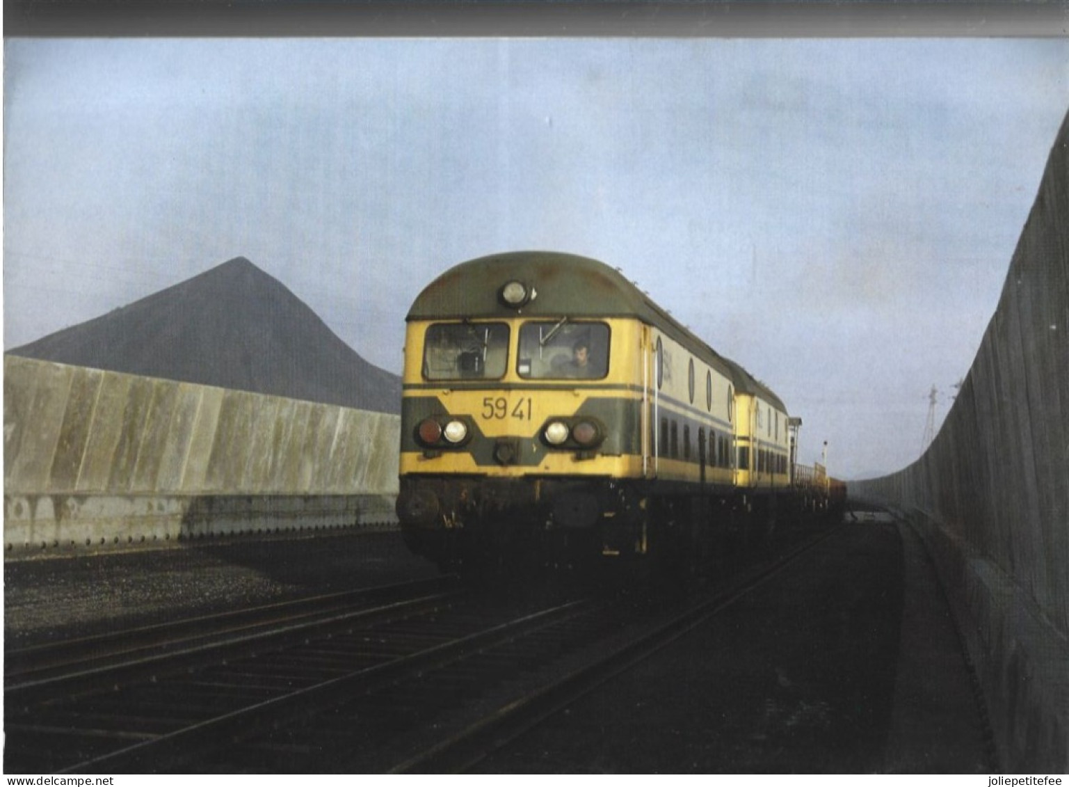 1992-59.  JOURNAL DU CHEMIN DE FER. Couverture: Le 4 Mai 1990, Un Train D285 Ralie La Gare De Lage-Zwaluwe. - Eisenbahnen & Bahnwesen