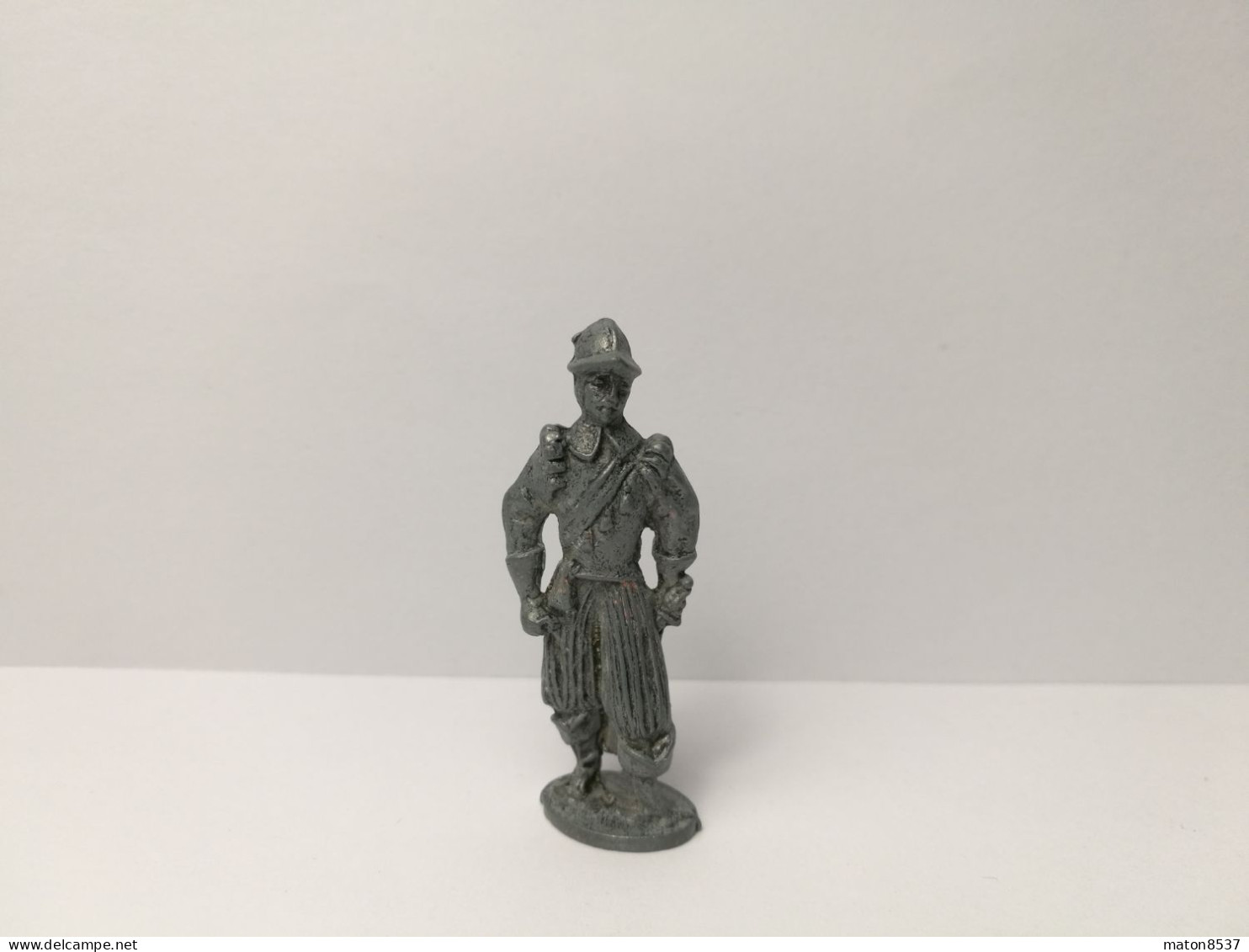 Kinder :  Musketiere 1978-88 - Musketier - Spanien Um 1650 - Silber - Ohne Kennung - 40 Mm - 1 - Figurines En Métal