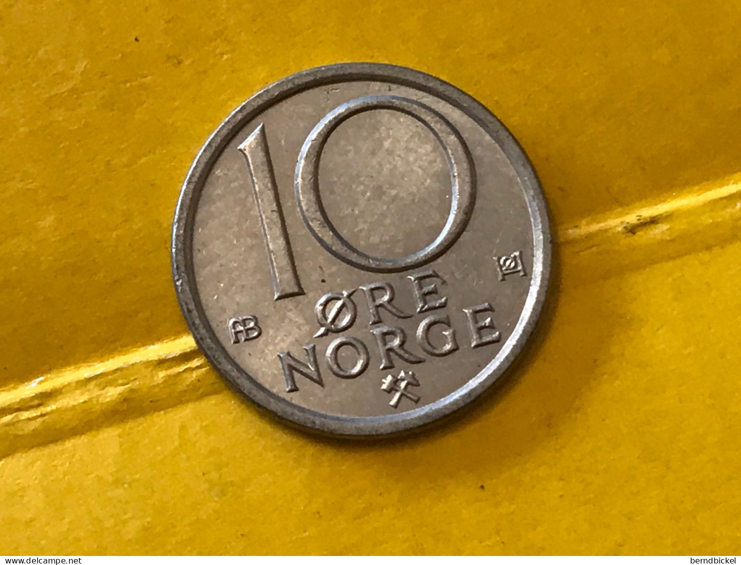 Münze Münzen Umlaufmünze Norwegen 10 Öre 1976 - Norwegen