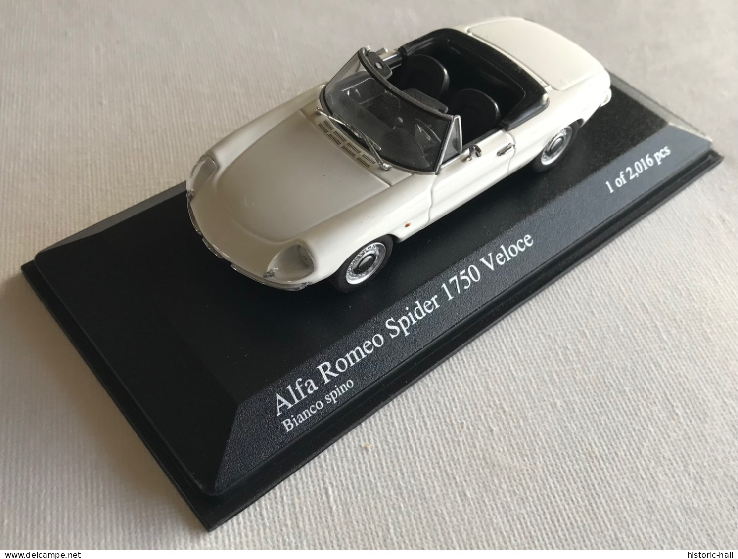 MINICHAMPS - ALFA ROMEO 1750 Spider Veloce 1968 - Minichamps