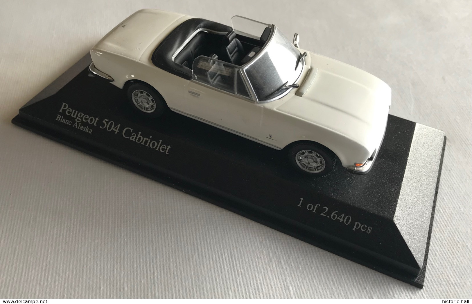 MINICHAMPS - PEUGEOT 504 Cabriolet - Minichamps