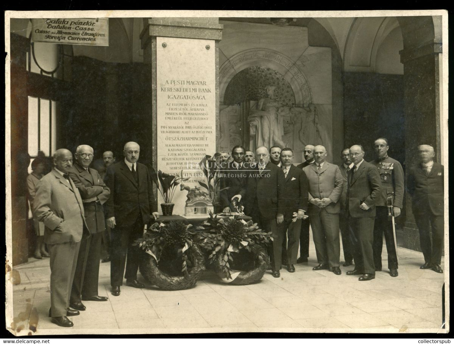 BUDAPEST  A Pesti Magyar Kereskedelmi Bank Igazgatósága, Régi Fotó 1920. Ca.23*17 Cm - Alte (vor 1900)