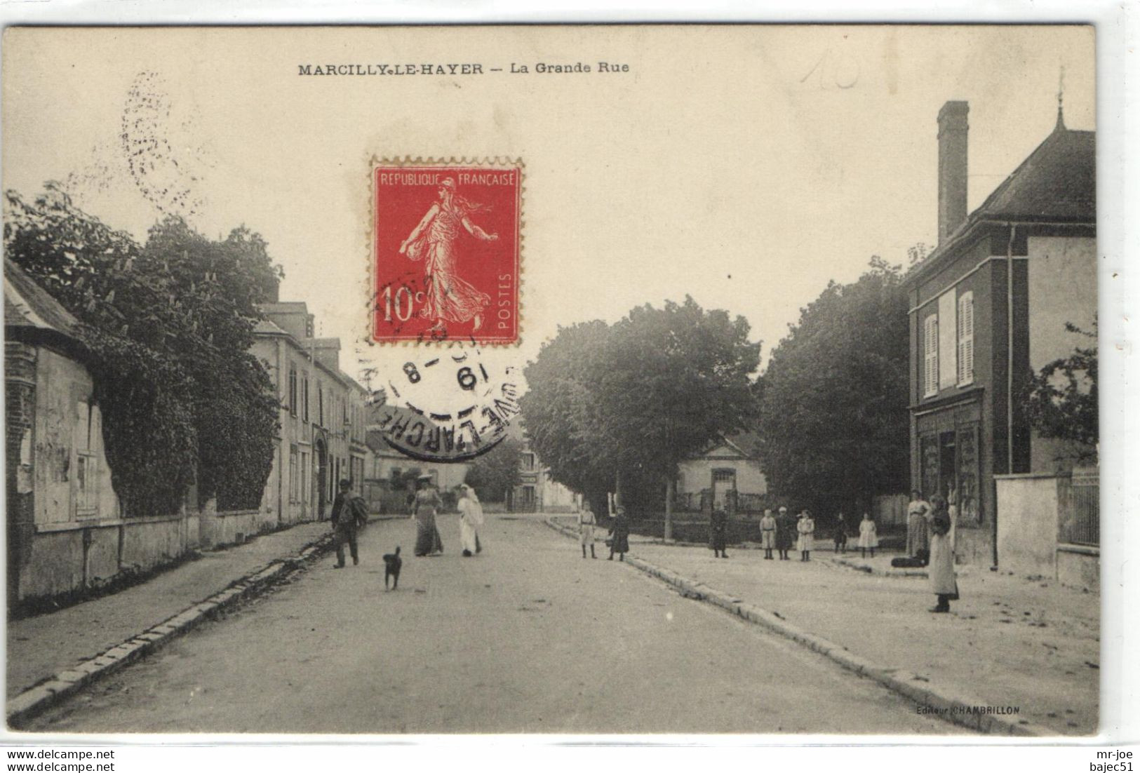 Marcilly Le Hayer - La Grande Rue - Marcilly