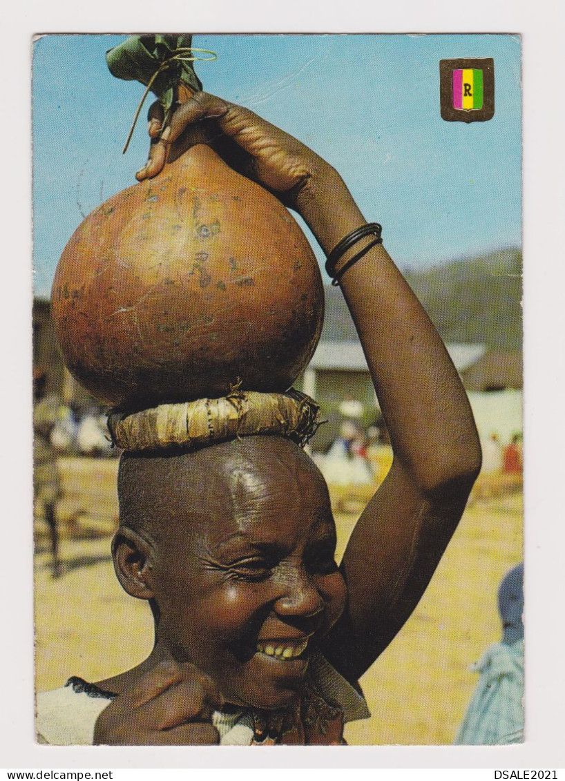 RWANDA Woman With Pumpkin Of Bear View Photo Postcard With 18F Topic Stamp 1970s Sent Abroad To Bulgaria (67385) - Brieven En Documenten