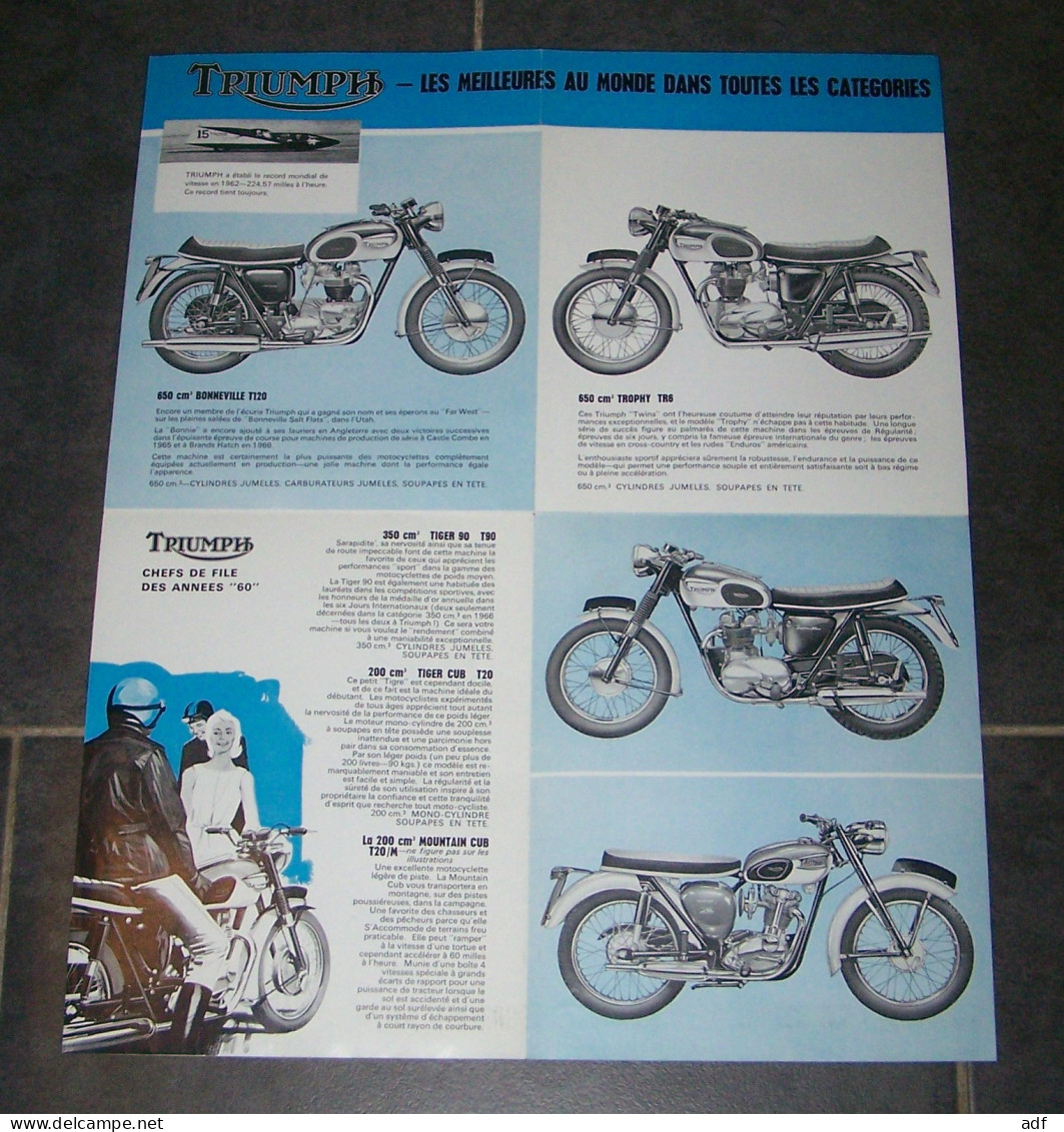 DEPLIANT PUB PUBLICITAIRE MOTO TRIUMPH BONNEVILLE T120, TROPHY TR6, TIGER 90, CUB, MOUNTAIN, MOTOS, MOTOCYCLETTES - Motos