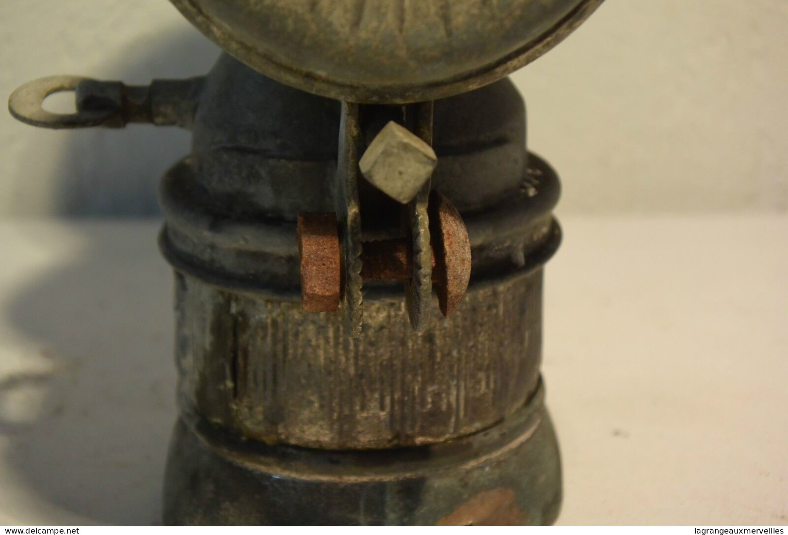 C12 Très Ancienne Lampe Portative Galvanisé Ww1 Ww2 Mine - Strumenti Antichi