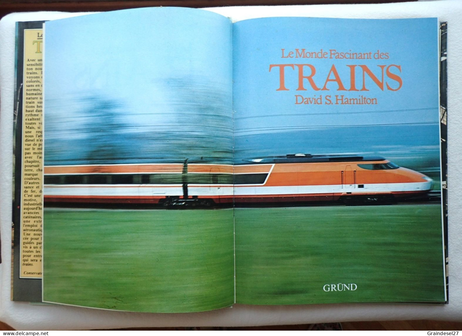 Le monde fascinant des trains de David S. Hamilton Editions Grund 1977