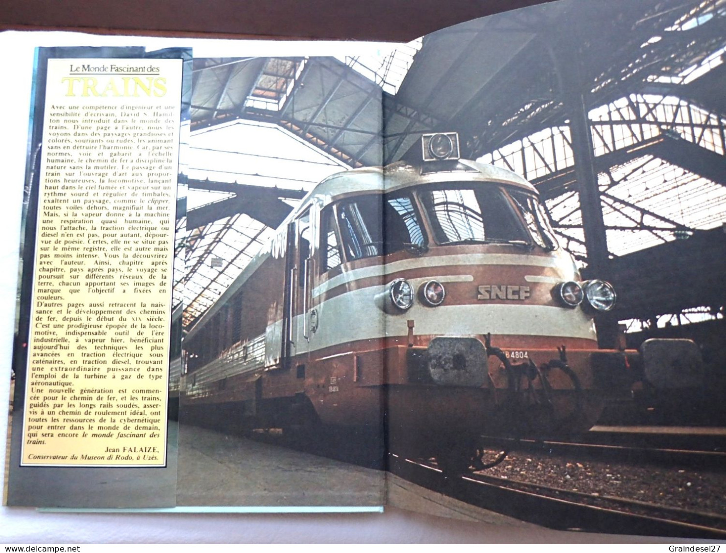 Le monde fascinant des trains de David S. Hamilton Editions Grund 1977