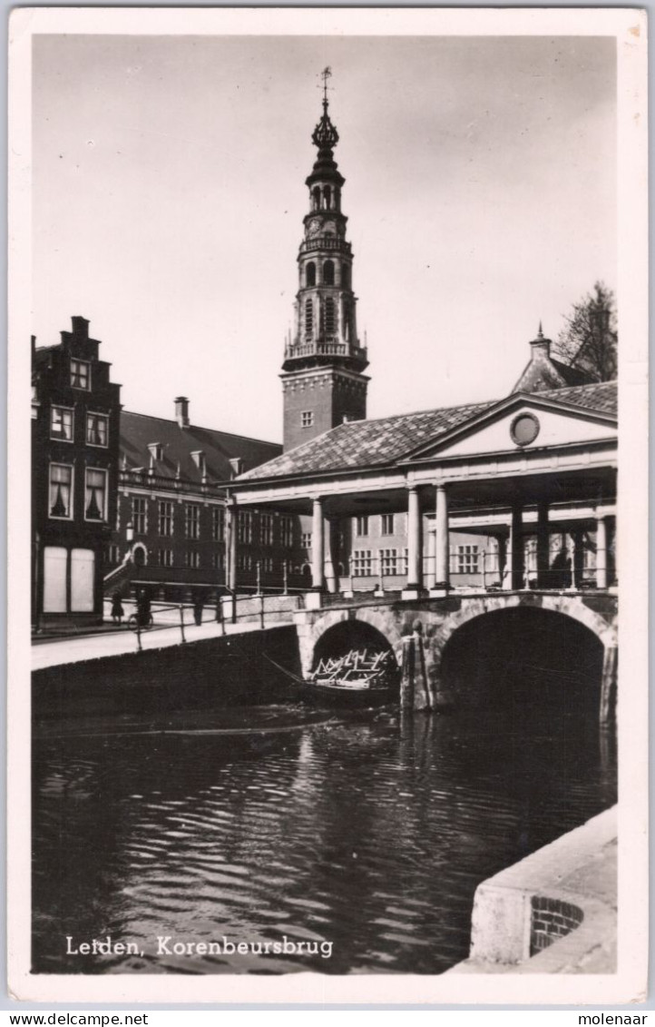 Postkaarten > Europa > Nederland > Zuid-Holland > Leiden > Korenbeursbrug Gebruikt 1955 (1483 - Leiden