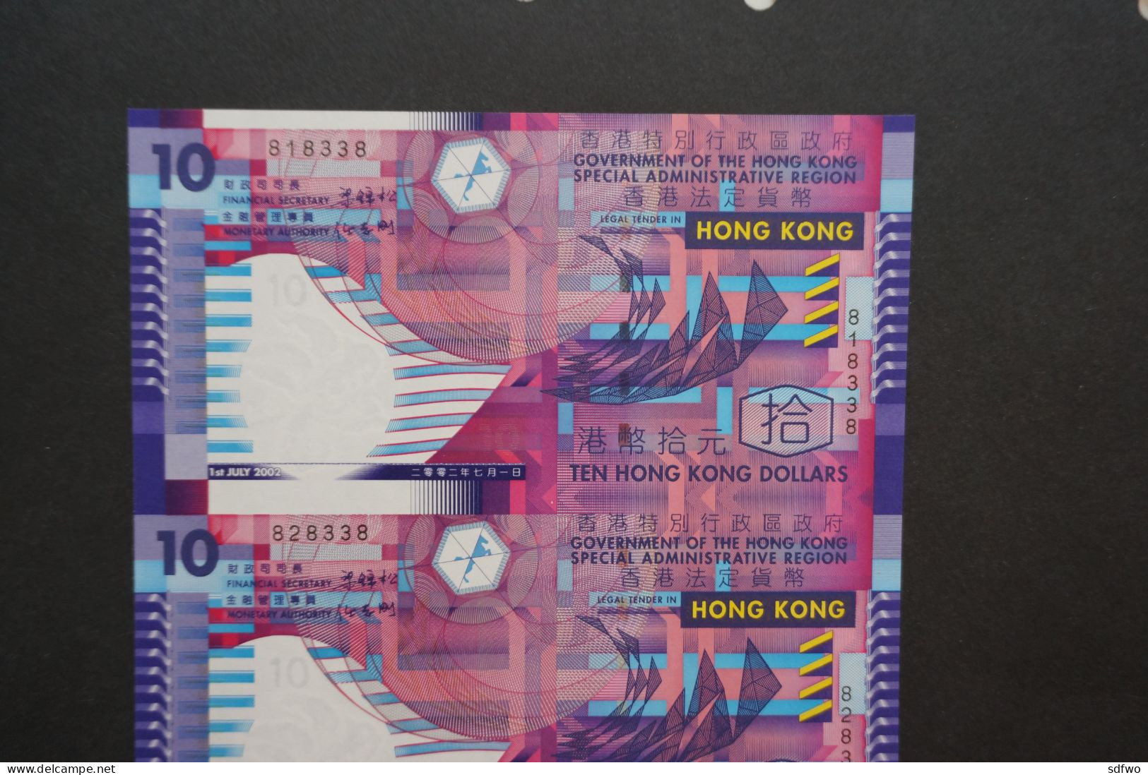 Hong Kong 2002 - New HK$10 Note Charity Collection Issue (3-in-1 Uncut Notes #818338, 828338, 838338) - UNC - Hong Kong