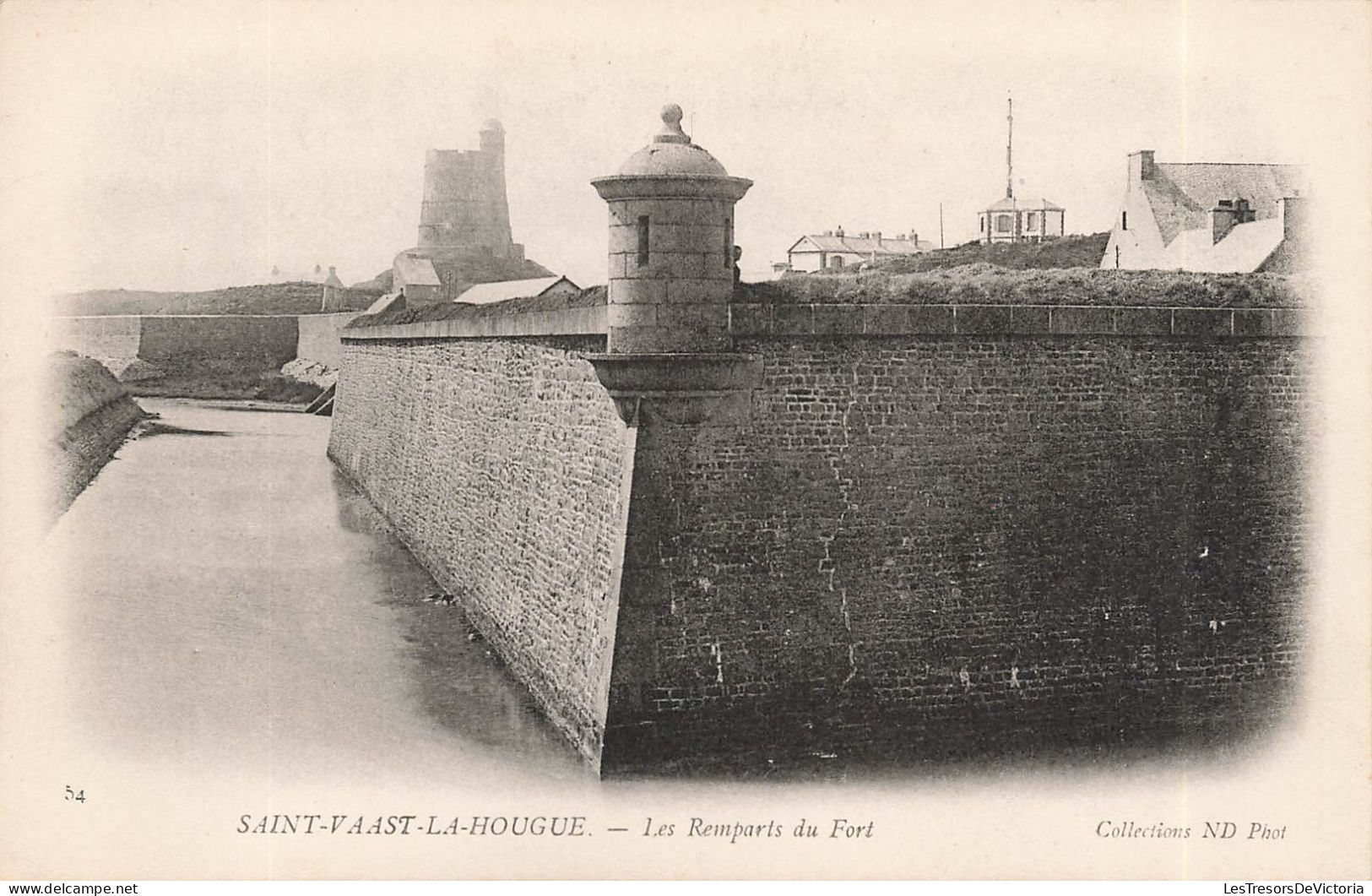 FRANCE - Saint Vaast La Hougue - Les Remparts Du Fort - Carte Postale Ancienne - Saint Vaast La Hougue