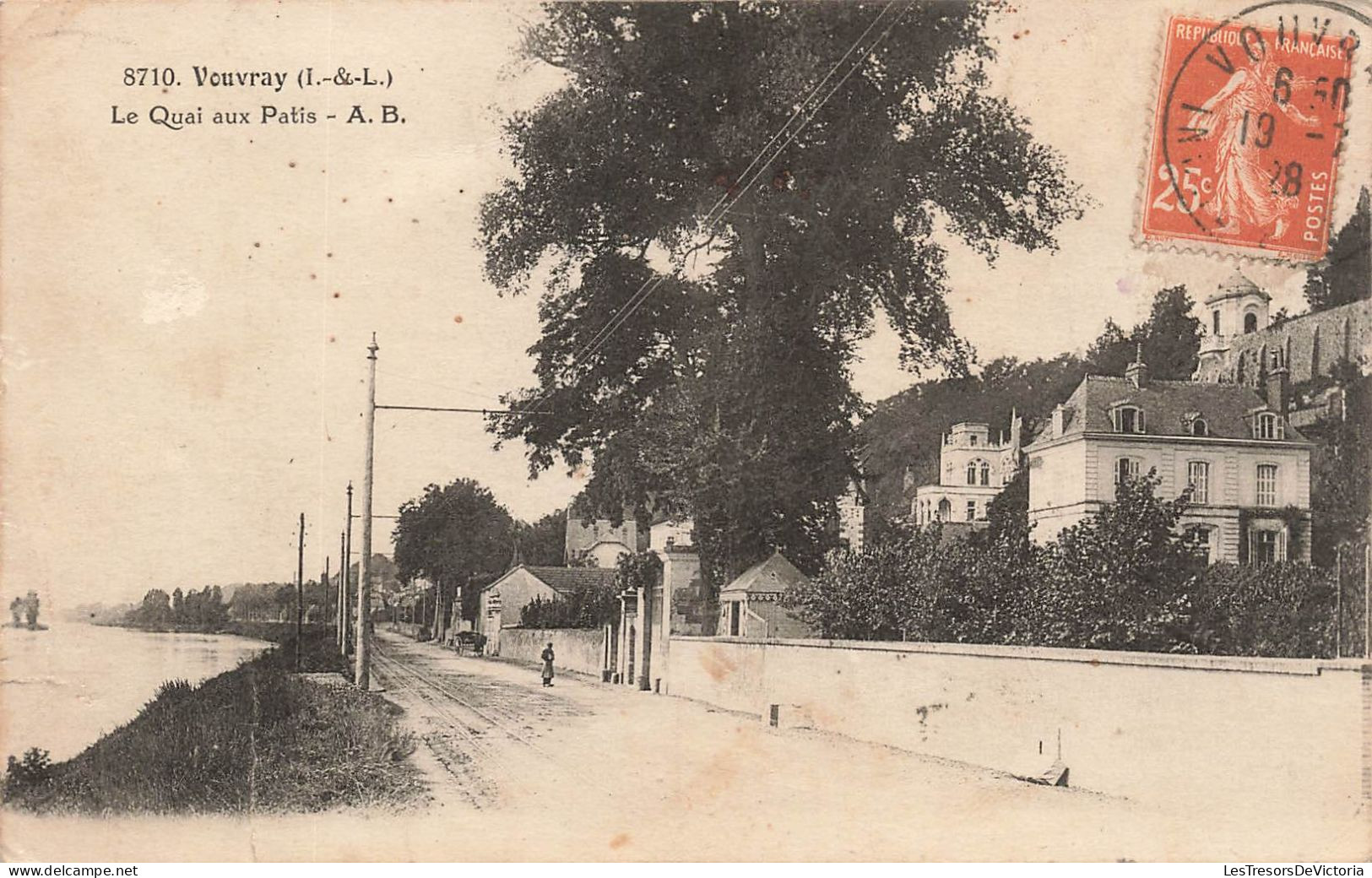 FRANCE - Vouvray - Le Quai Aux Patis - A.B - Carte Postale Ancienne - Vouvray