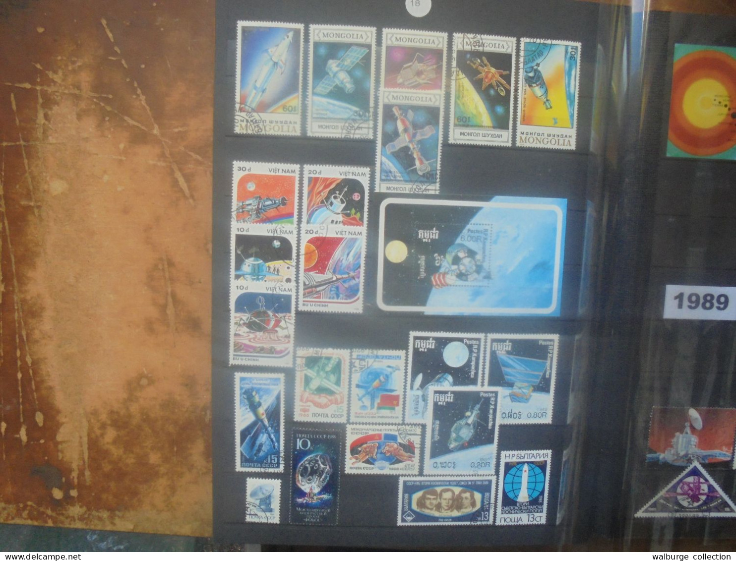 THEME ESPACE-COSMOS SUPERBE ALBUM TIMBRES+BLOCS. A SAISIR ! (4300) 2 KILOS 200 (PAS D'OFFRES INFERIEURES !!!)