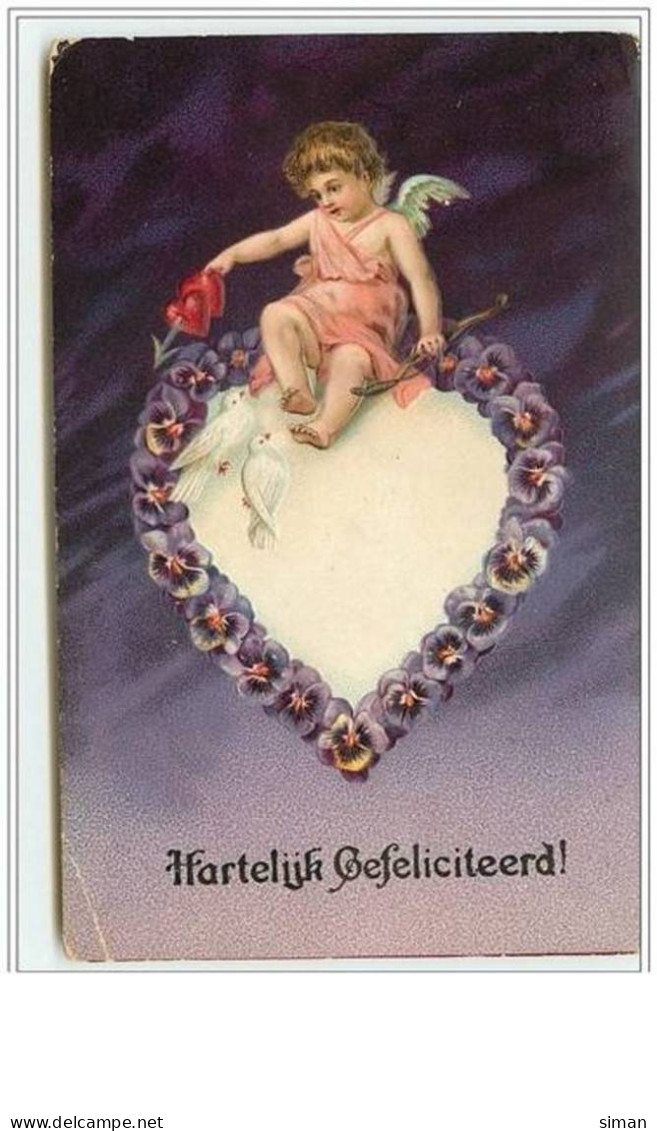 N°586 - Carte Gaufrée - Hartelijk Gefeliciteerd -  Angelot Sur Un Coeur - Geburtstag