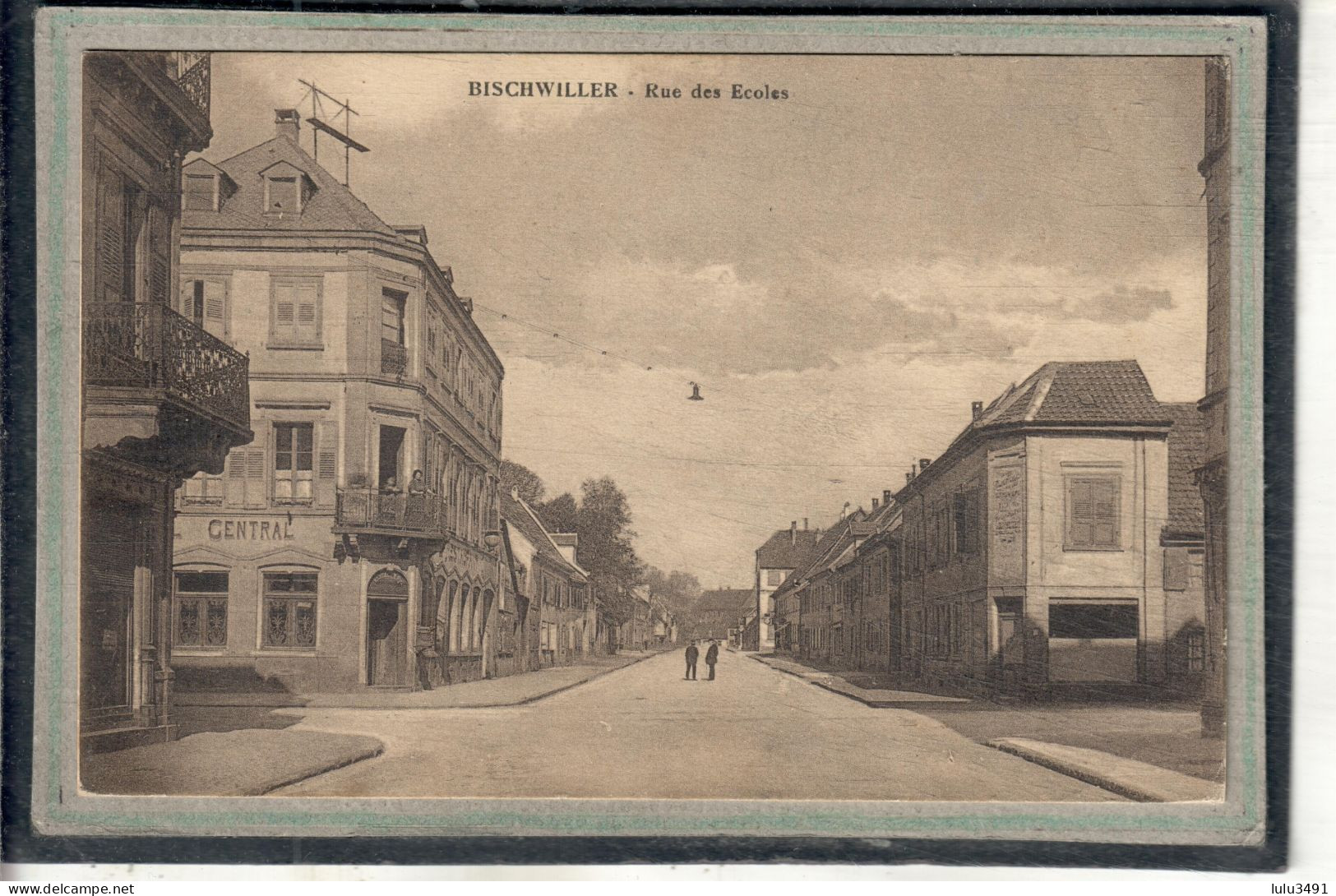 CPA - BISCHWILLER (67) - Aspect De La Rue Des Ecoles En 1928 - Bischwiller