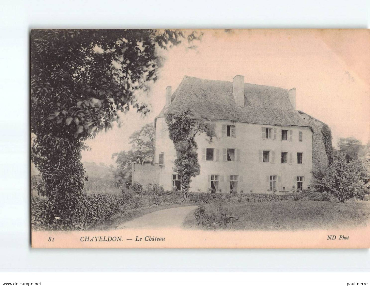 CHATELDON : Le Château - Très Bon état - Chateldon