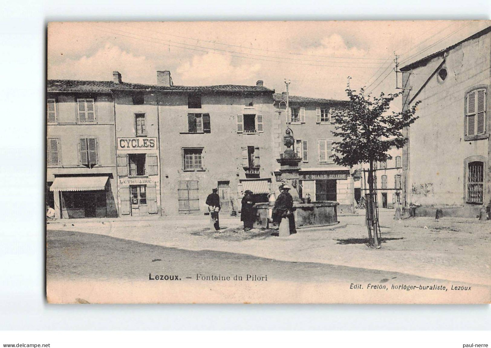 LEZOUX : Fontaine Du Pilori - Très Bon état - Lezoux