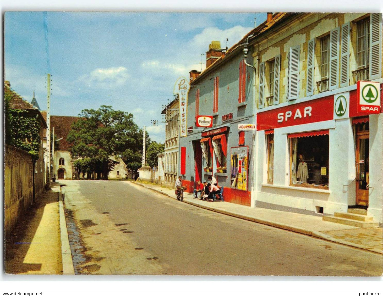 HERY : Rue Charles Rolland - Très Bon état - Hery