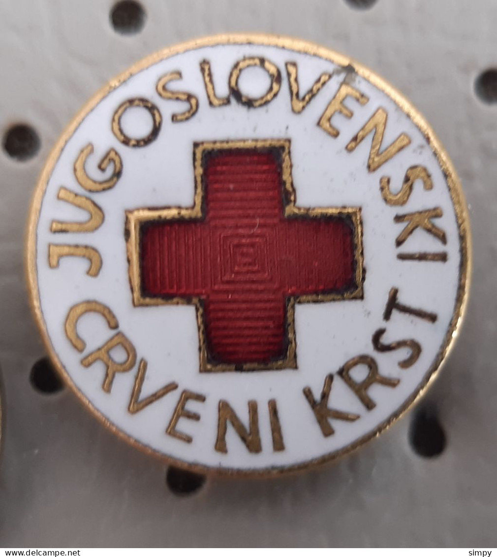 Red Cross Jugoslovenski Crveni Krst  Vintage Enamel Yugoslavia Pin - Médical