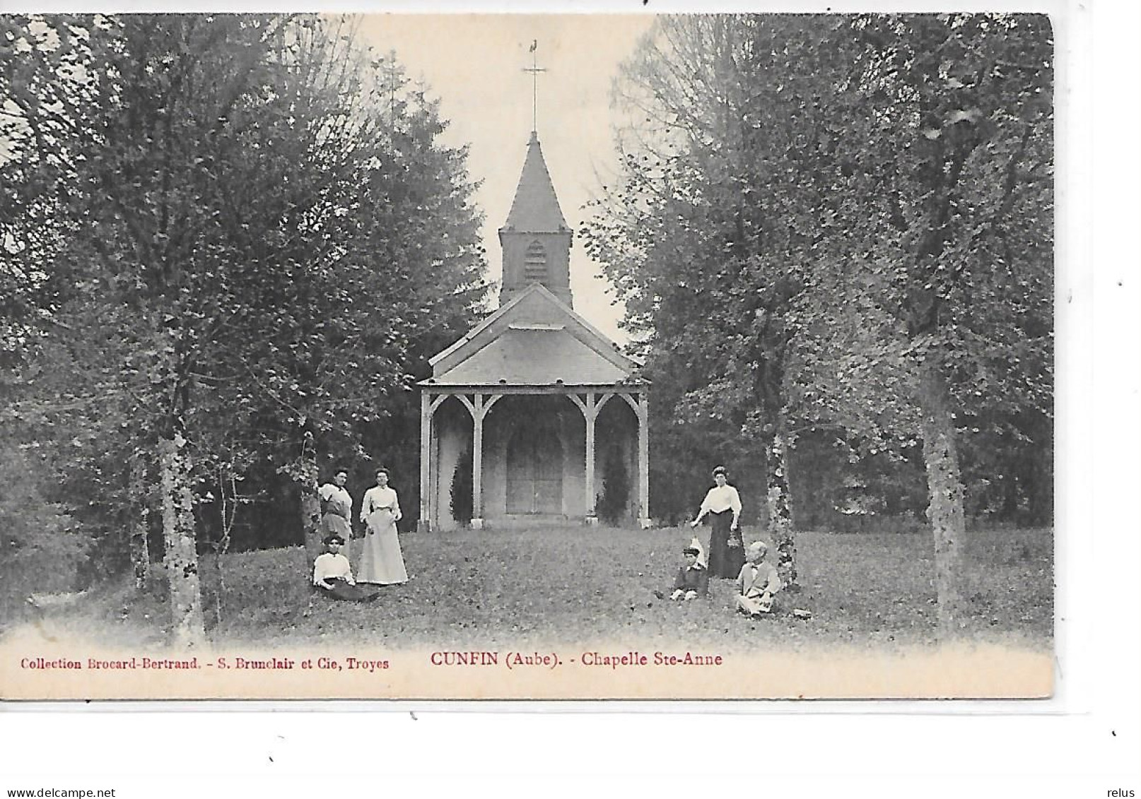 DEP. 10 CUNFIN - CHAPELLE STE ANNE Animée - Luoghi Santi