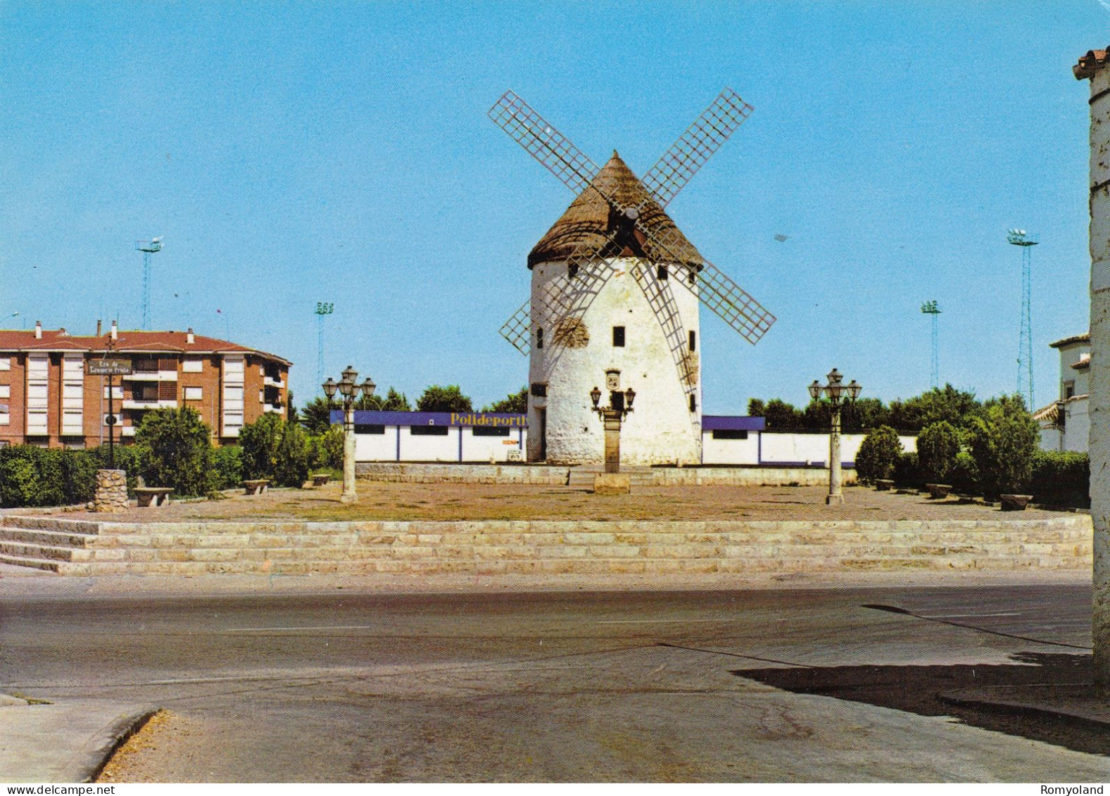 CARTOLINA  VALDEPENAS,CIUDAD REAL,CASTILLA-LA MANCHA,SPAGNA-NON VIAGGIATA (1989) - Ciudad Real