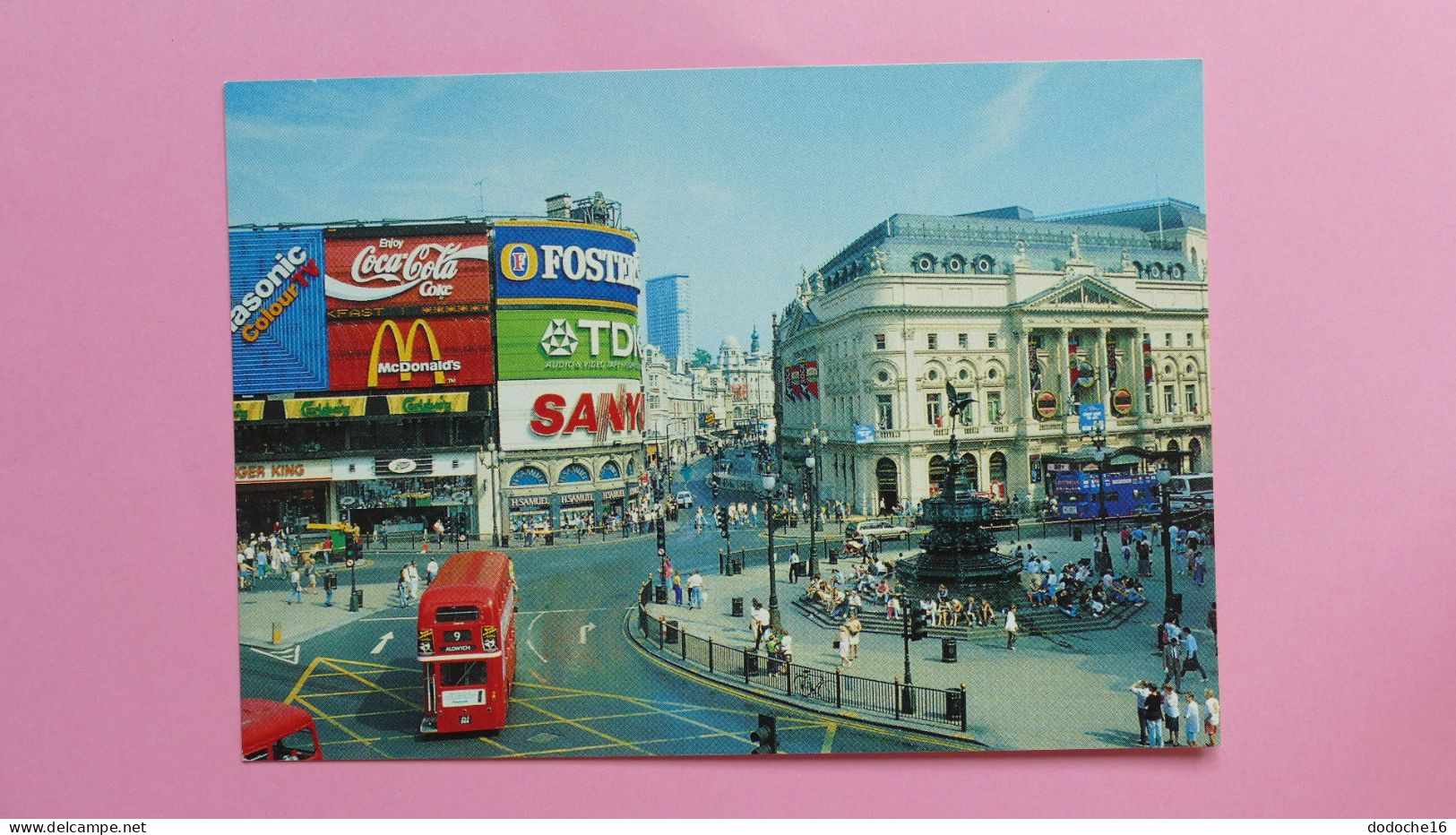 LONDON - PICCADILLY CIRCUS - Piccadilly Circus