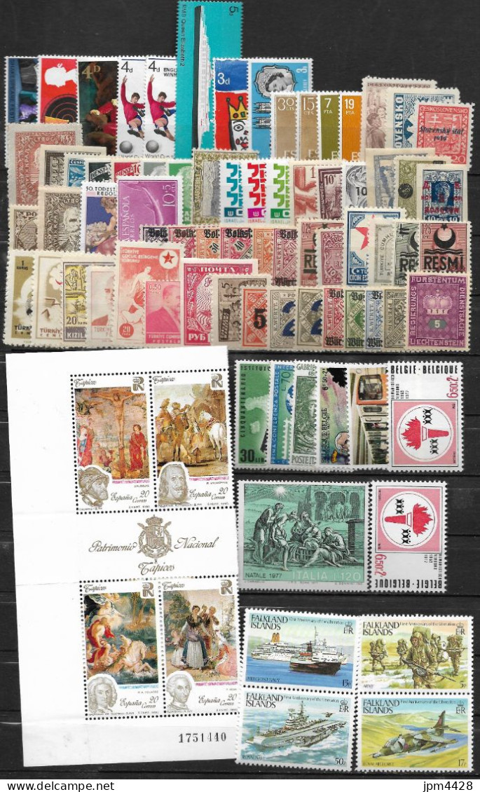 Europe Lot Vrac De 82 TP Et 1 Blocs Neufs ** Thémes Divers - Kilowaar (min. 1000 Zegels)