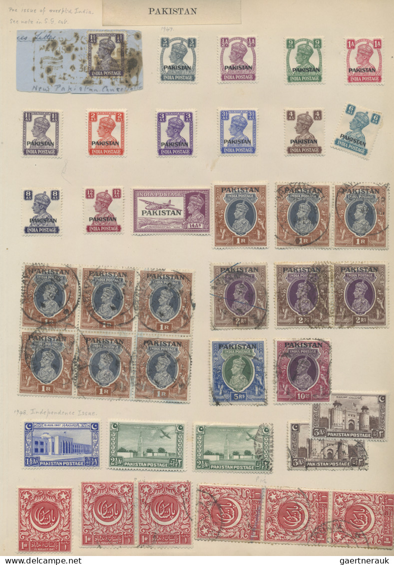 Pakistan: 1947-modern: Collection Of Some Hundred Stamps On Old Album Pages And - Pakistán