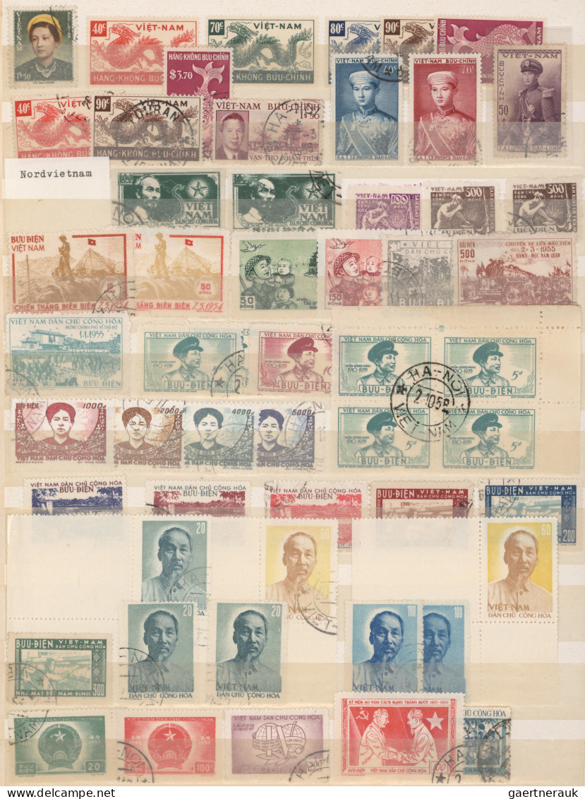 Vietnam: 1950/1980 (approx.), Collection In Two Stockbooks, Including Many Comme - Viêt-Nam