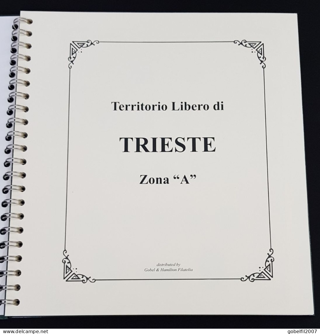 TRIESTE "A" AMG-FTT - ALBUM COMPLETO (IN INGLESE) - NO FRANCOBOLLI - Contenitore Per Francobolli