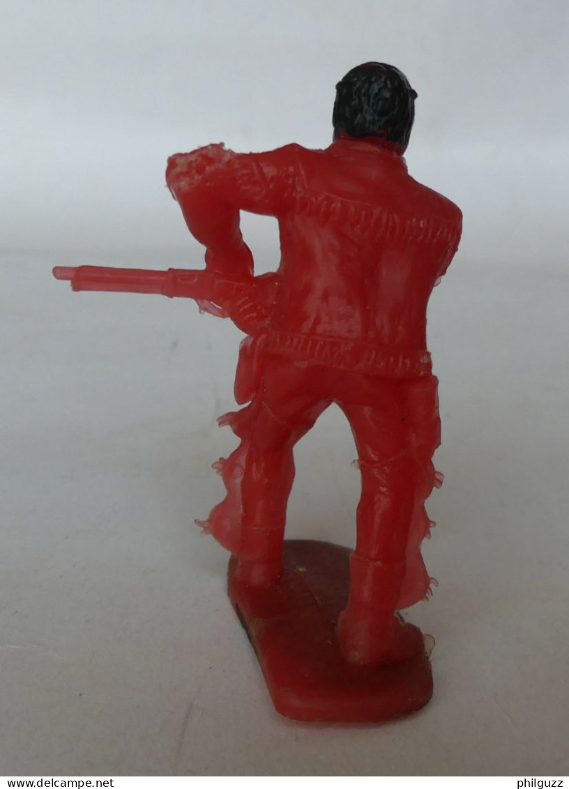 FIGURINE COWBOY Tireur Sous La Main Marque Inconnue Jem ? - Leger