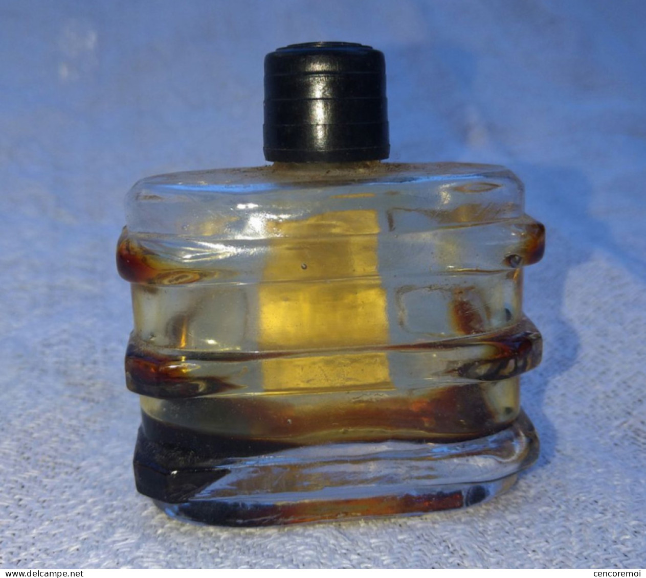 Flacon De Parfumeur Ancien, Fleur De Roy De Coudray, Paris - Flakons (leer)