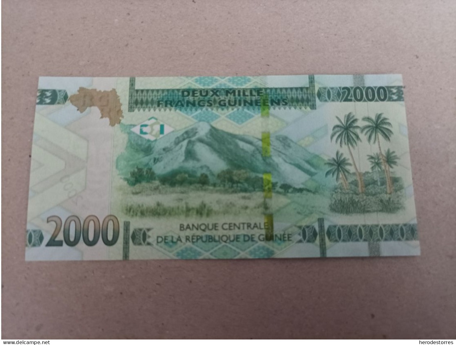 Billete De La República De Guinea De 2000 Francos, Año 2018, UNC - Guinea