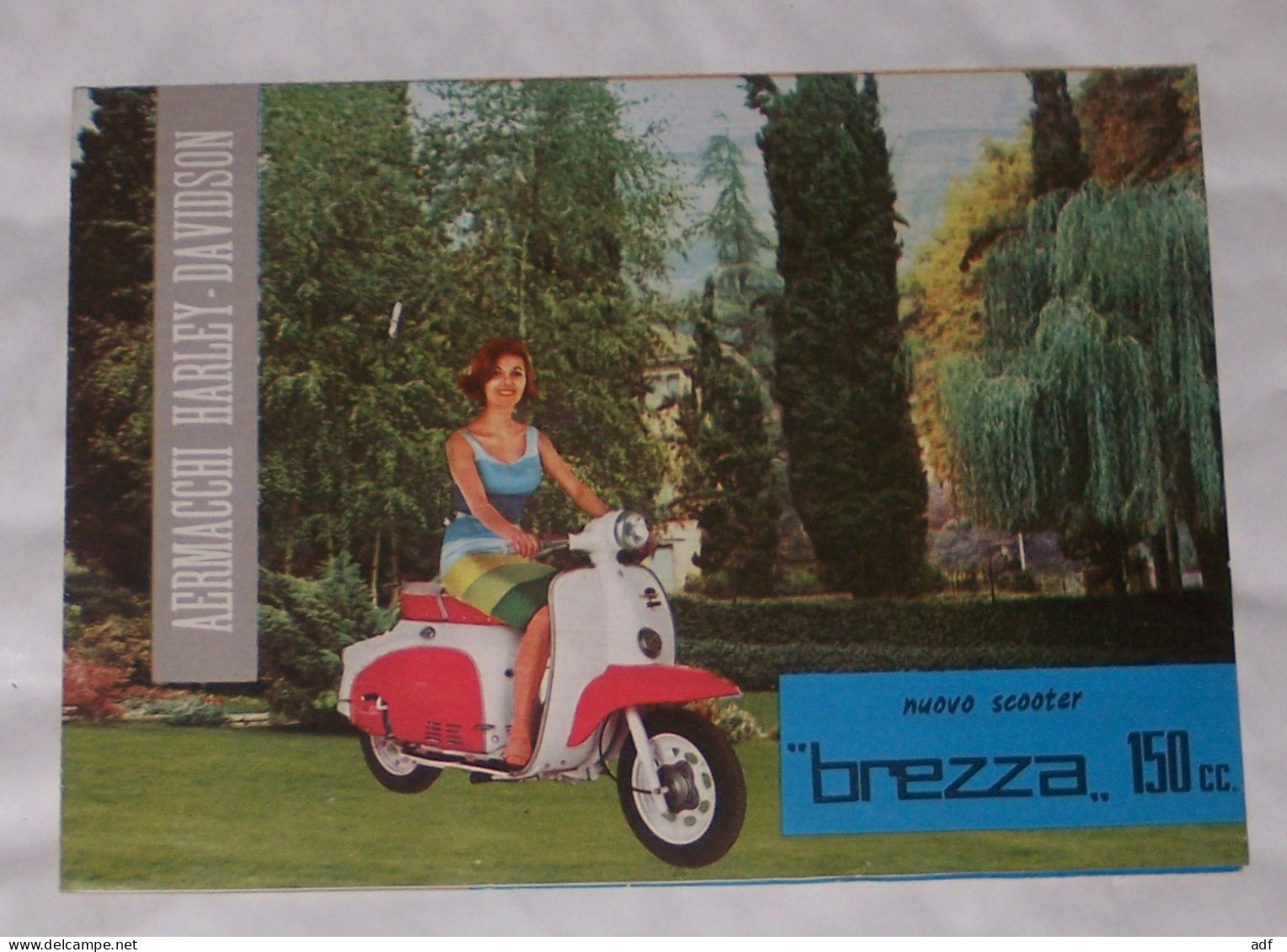 DEPLIANT PUB PUBLICITAIRE NUOVO SCOOTER BREZZA 150 CC, AERMACCHI HARLEY - DAVIDSON - Motos